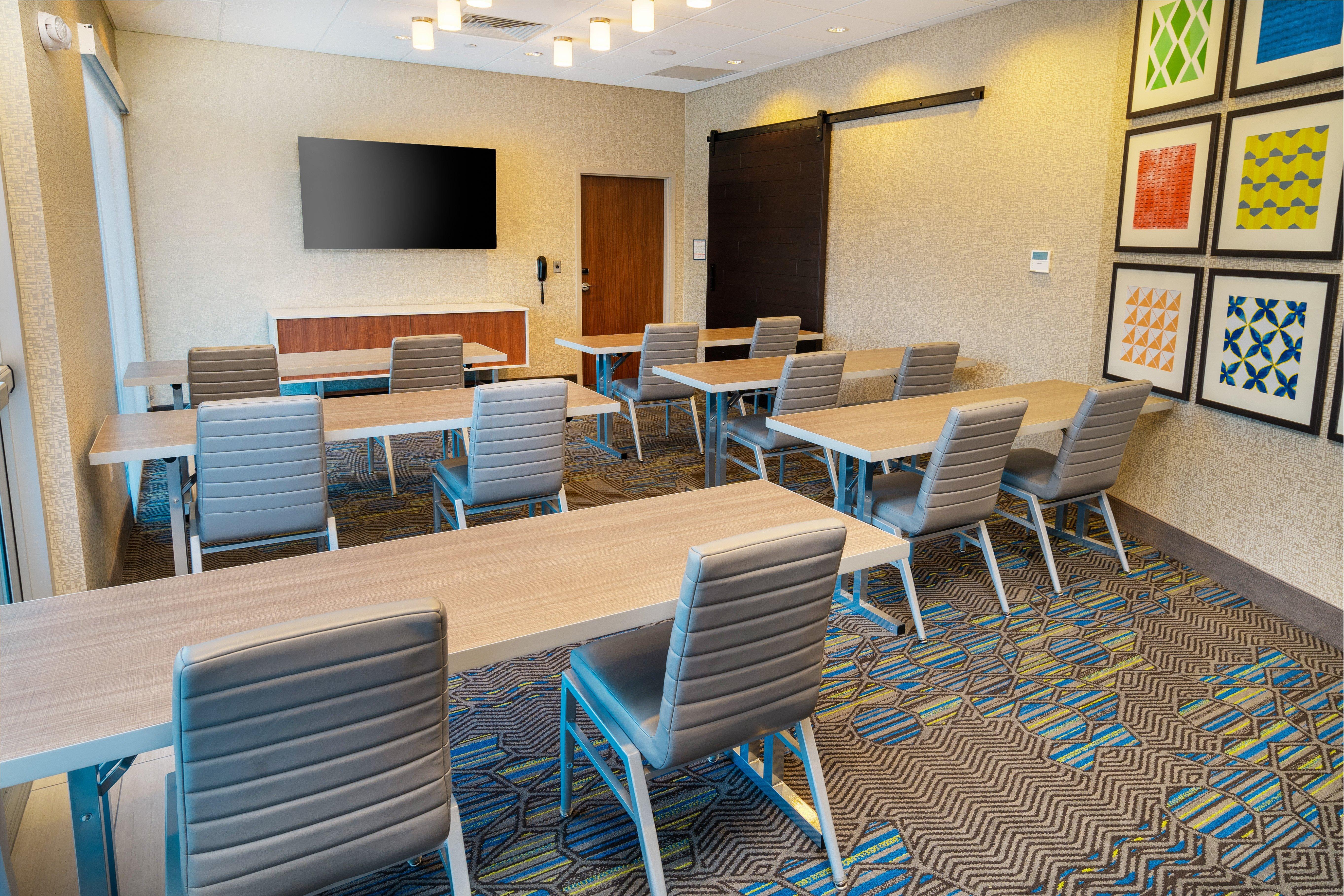 Holiday Inn Express & Suites - Las Vegas - E Tropicana By Ihg Экстерьер фото